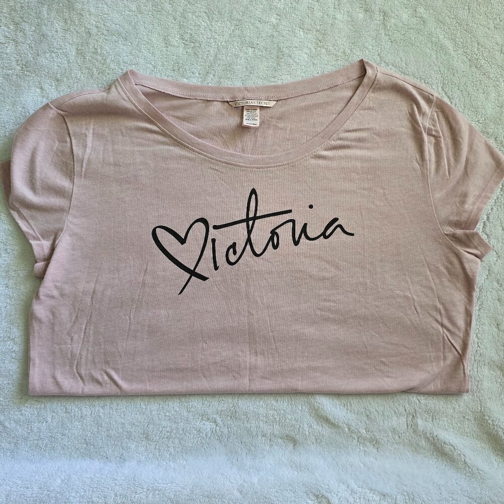 M Victoria's Secret short sleeve sleep shirt